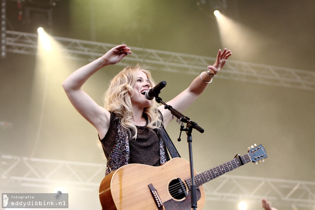 2011-05-05 Ilse de Lange - Bevrijdingsfestival, Zwolle 010